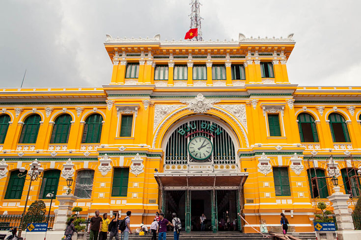 L'architecture de la poste centrale de Saïgon